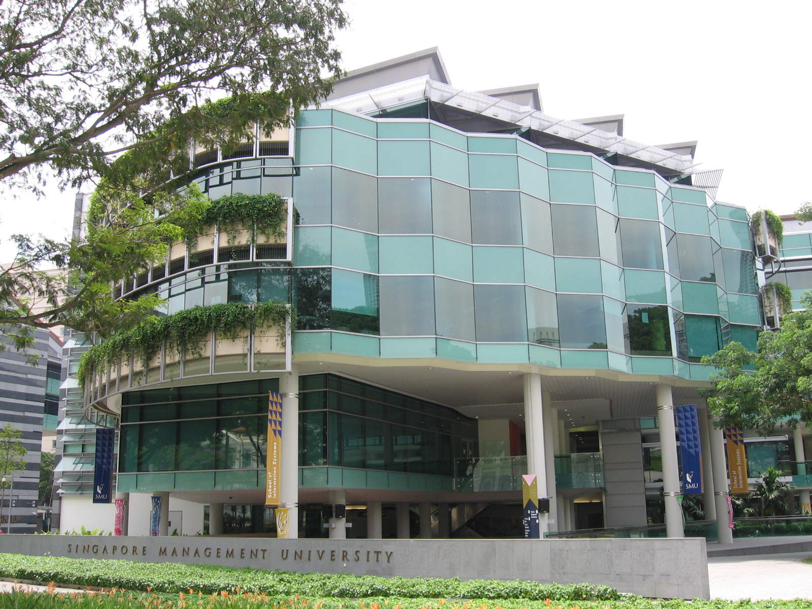 Singapore_Management_University_4,_Aug_06